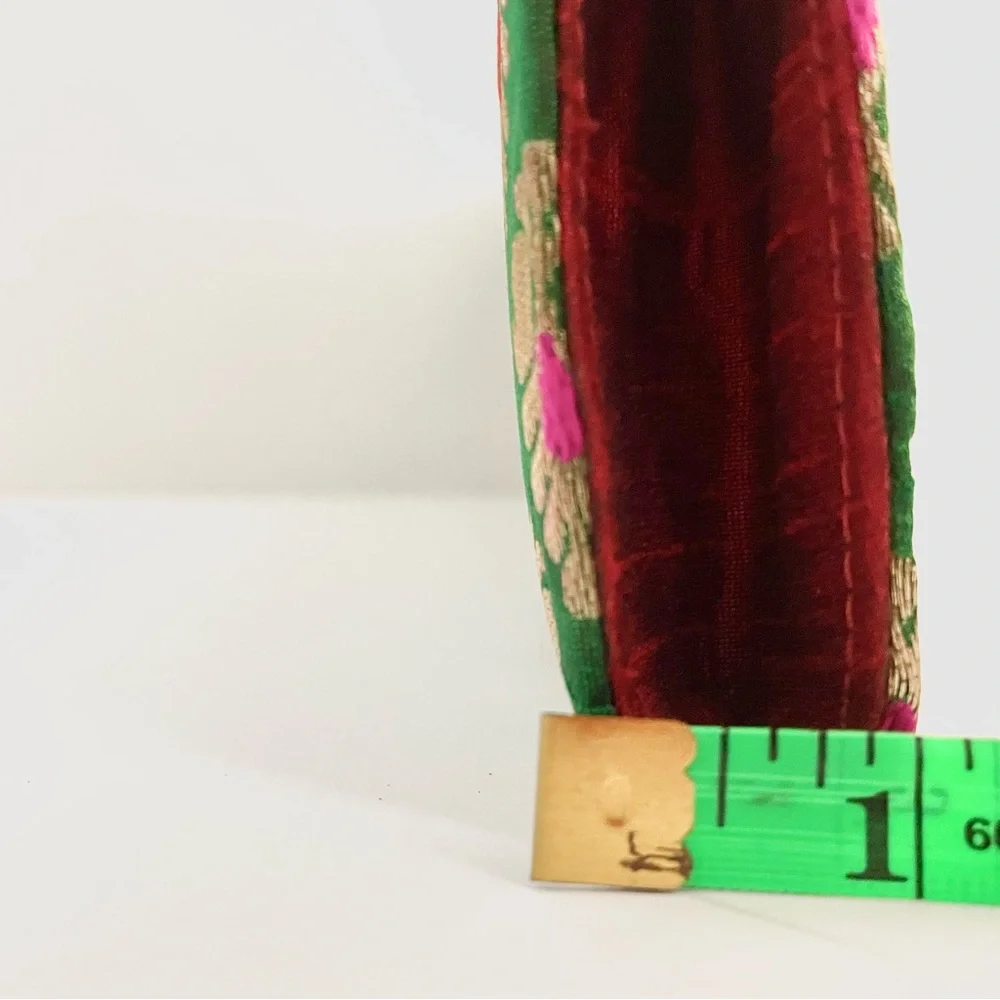 Clutch Bag with Zipper and Magnetic Button Closure Green Red Gold